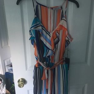 🌻Striped romper🌻